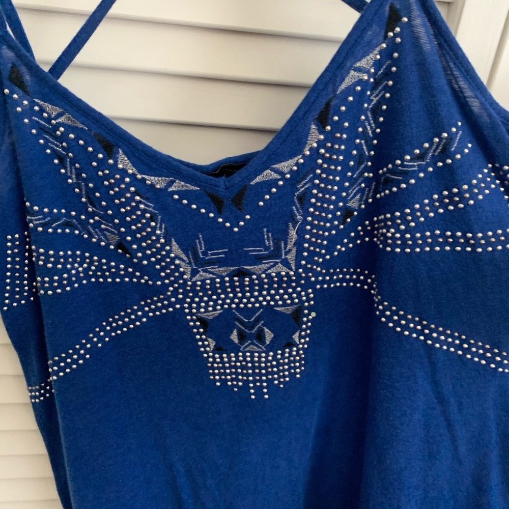 Express Tank Top - Picture 2 of 4